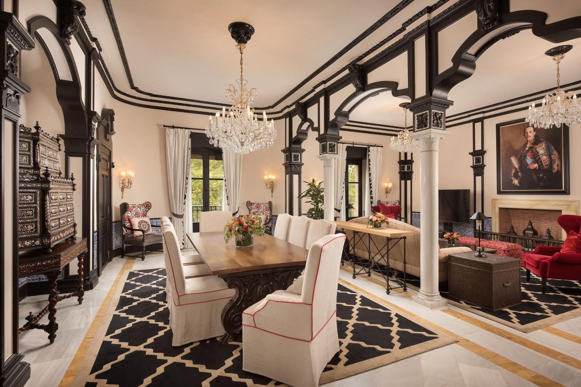 塞维利亚阿方索十三世豪华精选酒店 外观 照片 The interior of the 1906 house